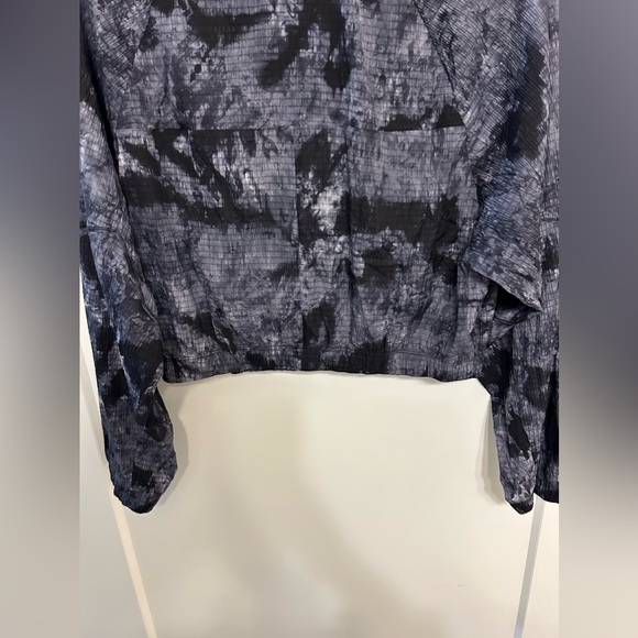 Gymshark Cropped Elevate Women’s Jacket - Picture 7 of 9